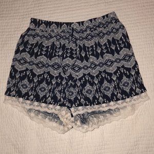 Silky fashion shorts